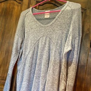 Grey long sleeve sweater top